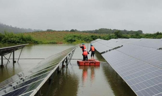 疾风暴雨见担当 洪流浪尖护电站——能源公司高安盘岭光伏电站抗洪抢险工作纪实